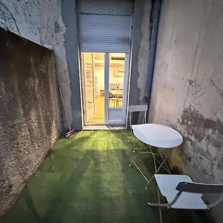Cosy Air-conditioned Terrace