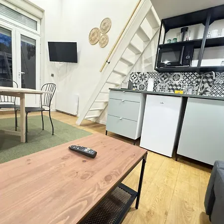 Cosy Air-conditioned Terrace *